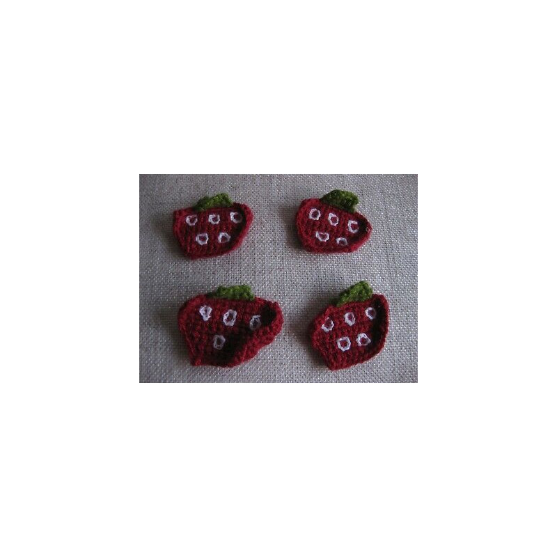 N.10 Applicazioni a fragola in cotone rosso cm 5 x 4