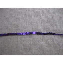 mt 13 PASSAMANERIA FILO DI PAILLETES VIOLETTO ALTA CM 0,50 PER RIFINITURE