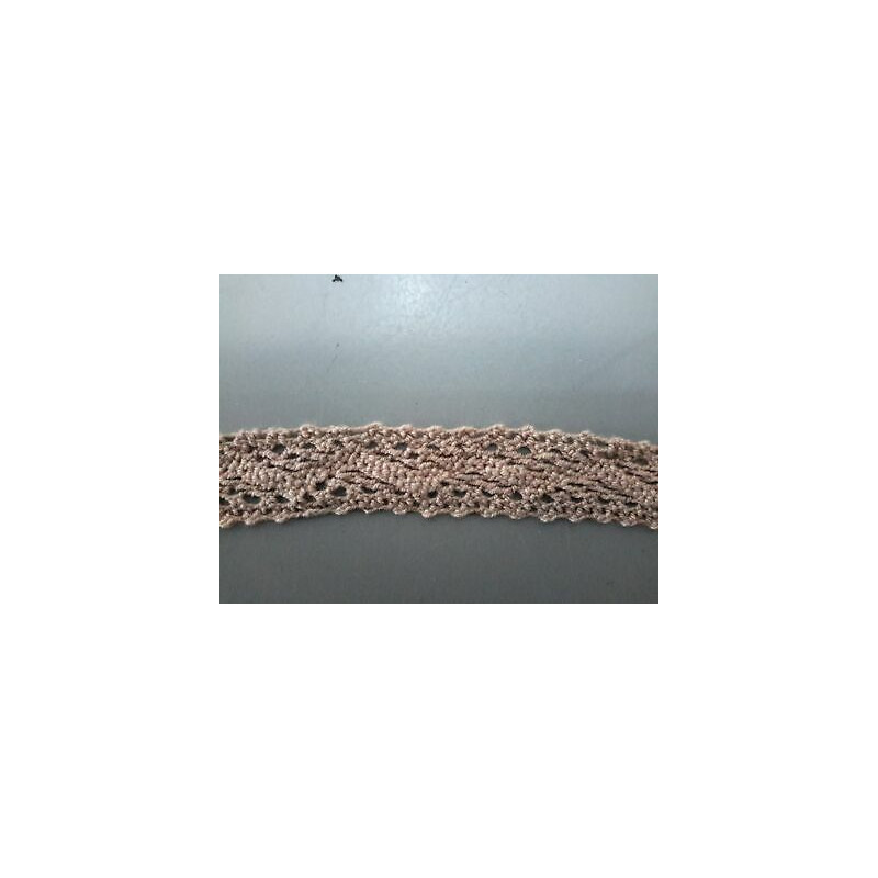 Metri 1 di Passamaneria in pizzo macramè beige alta cm 2