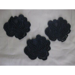 N 3 APPLICAZIONI/DECORI A FORMA DI ROSA IN COTONE NERO DA CUCIRE