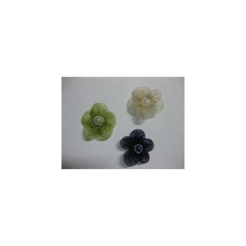 N 15 APPLICAZIONI BELLISSIME A FIORI COLORATI IN TULLE E PERLINE CM. 3X3