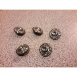 N. 5 Bottoni bellissimi tondi in metallo colore argento anticato foro diet