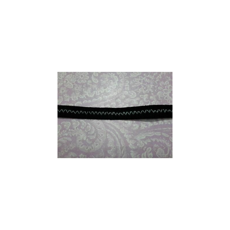 Metri 2 di Passamaneria in TESSUTO nero con cucitura bianco a zig zag al c