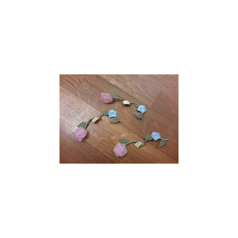 N. 11 Applicazioni a forma di fiore fiorellini colore rosa e azzurro cm 9x