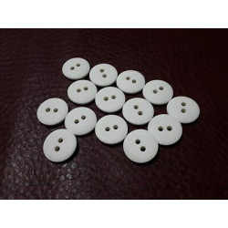 N. 10 Bottoni bellissimii rotondi in plastica colore bianco opaco 2 fori c