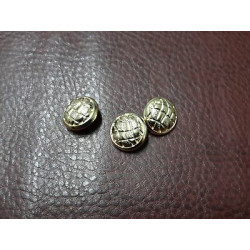 N. 3 Bottoni bellissimii rotondi in metallo colore oro a rombi foro dietro