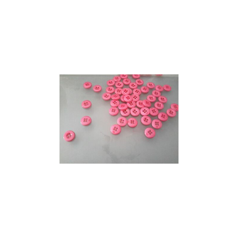 N. 60 Bottoni rotondi in plastica colore rosa 4 fori mm 13 circa