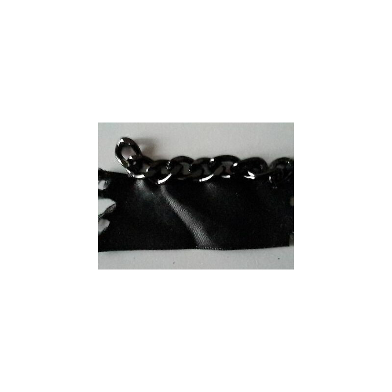 Metri 1 di Passamaneria in RASO NERO con catena nera alta cm 3