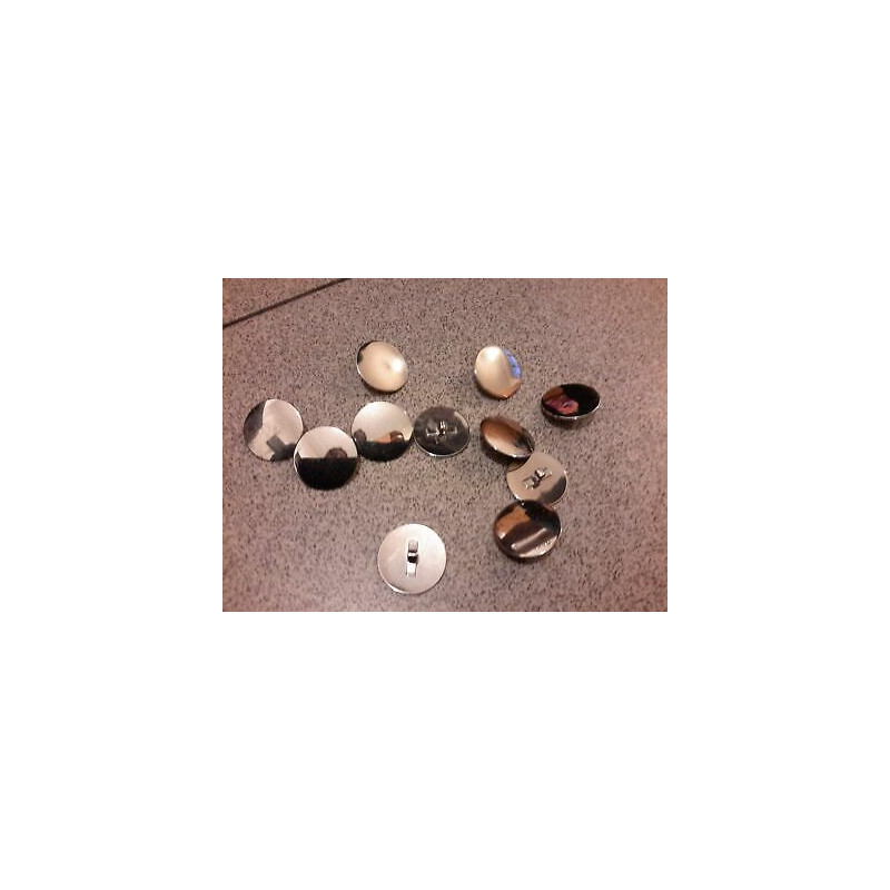 N. 10 Bottoni bellissimi tondi in metallo leggero colore argento lucido fo