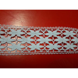 Metri 1 di Passamaneria in pizzo macramè colore bianco alta cm 3