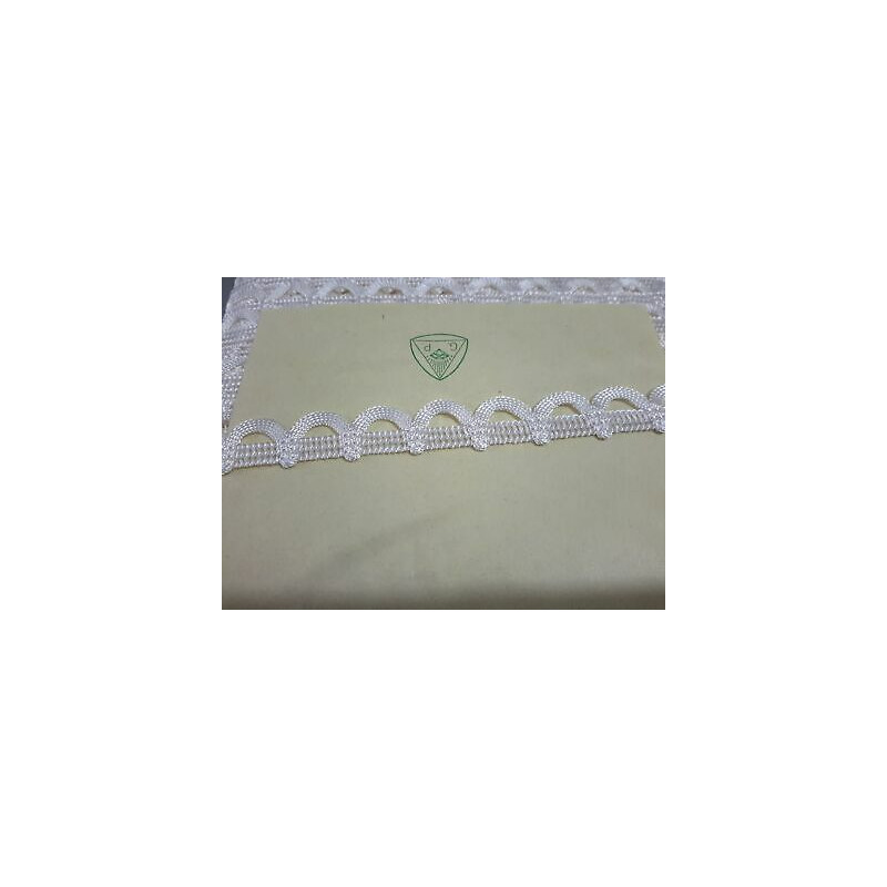 Metri 1 di Passamaneria in VISCOSA BIANCO alta CM 1,5