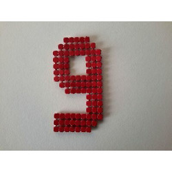 n 1 Applicazione decoro numero 9 in strass da cucire colore rosso cm 2,5x5