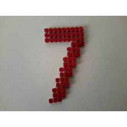 n 1 Applicazione decoro numero 7 in strass da cucire colore rosso cm 2,5x5