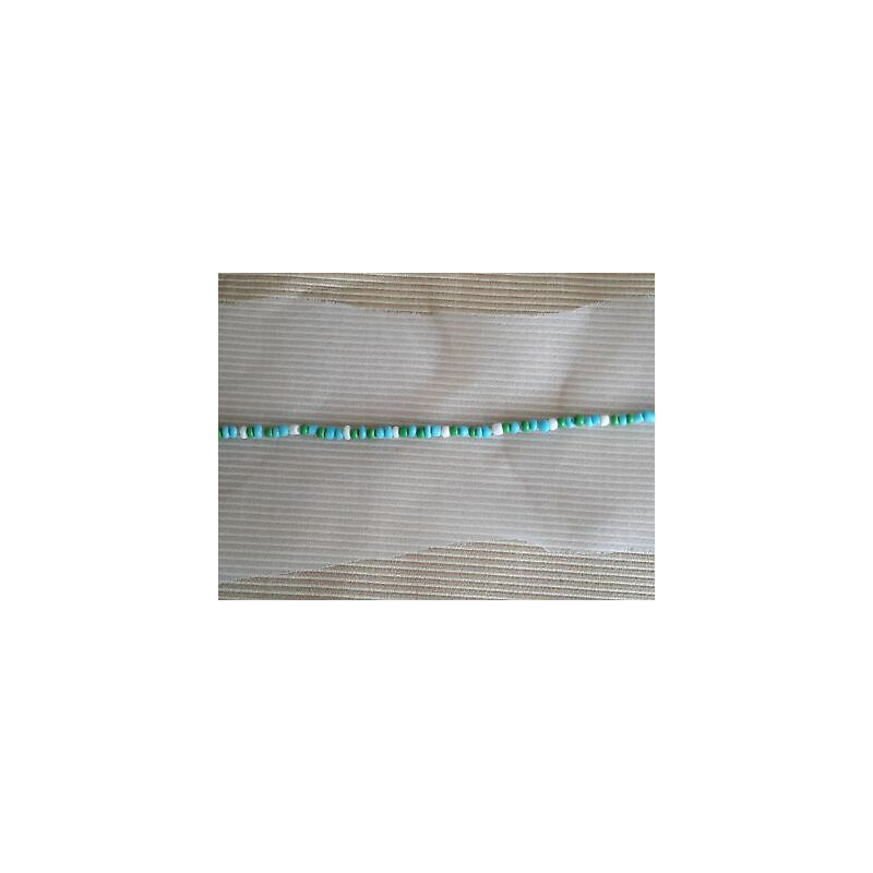 N. 5 Applicazioni in tulle bianco con perline verde bianco azzurro cm 5x25