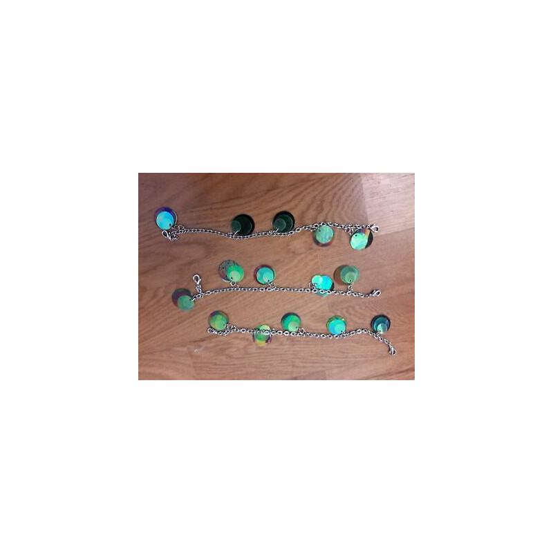 N.3 Applicazioni catena argento con penzoli paillettes colore verde e mosc