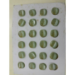 n 24  Bottoni bottoncini quadratii plastica colore verdino cm 1,5 a 2 fori