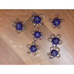 N 8 APPLICAZIONI DECORAZIONI FIORI IN PERLINE BLU cm 4