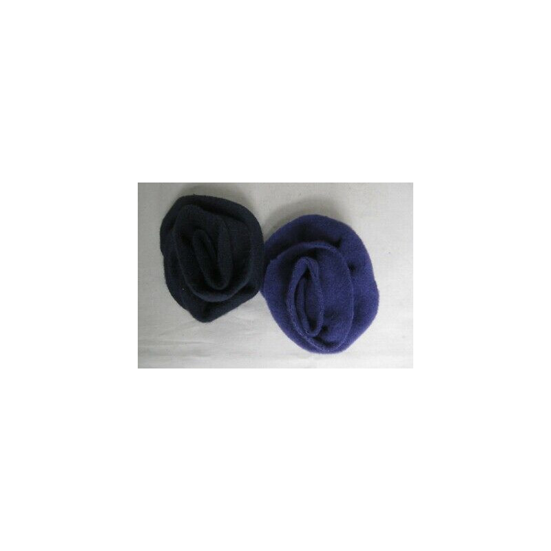 N 4 APPLICAZIONI/DECORI A ROSELLINE IN PANNO COLORE NERO O VIOLA