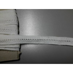 Metri 7 circa Passamaneria pizzo merletto bianco alta cm 1,5 circa
