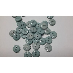 n 10 Bottoni a fiore in plastica colore azzurro cm 1,2 a 2 fori