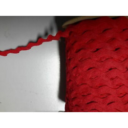 Mt 1 Passamaneria a serpentina colore rosso alta mm 5