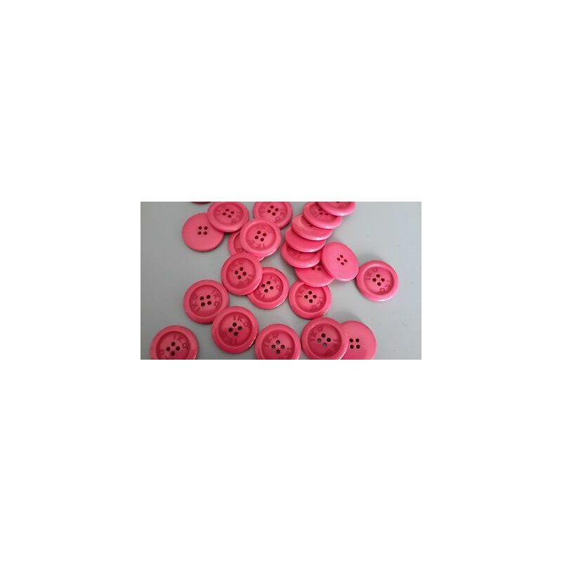 N. 10 Bottoni rotondi in plastica colore fuxia 4 fori mm 26 circa