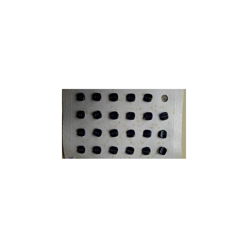 n 22 bottoni quadrati colore grigio cm 1 a 2 fori