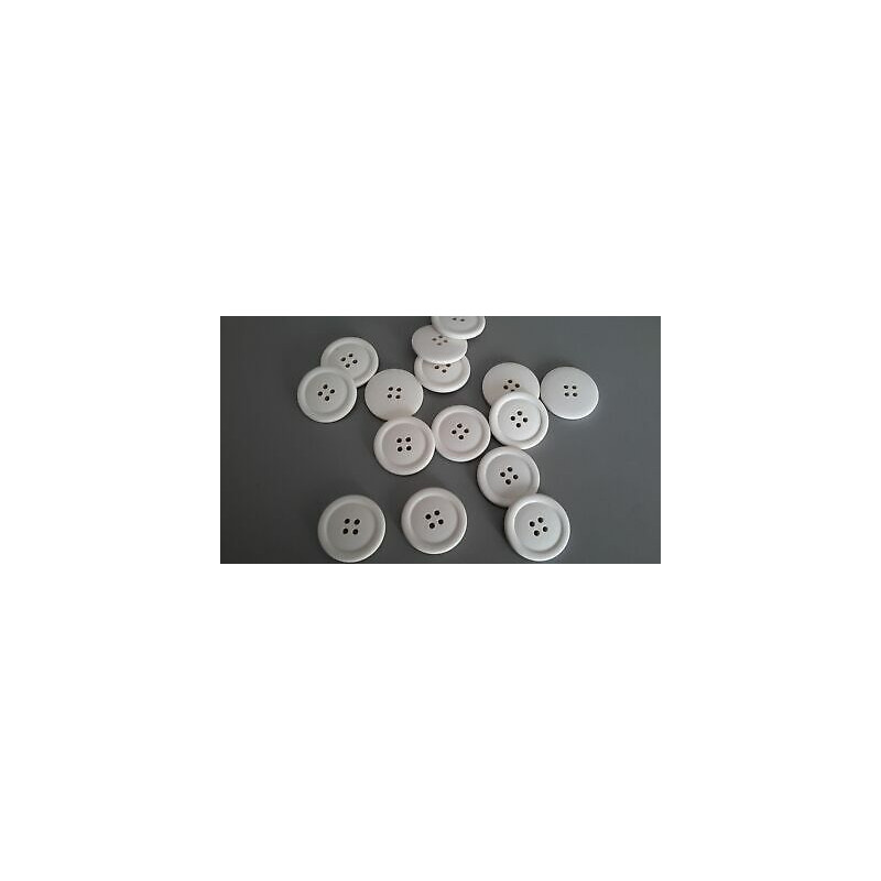 N. 10 Bottoni rotondi in plastica colore bianco opaco 4 fori mm 27 circa