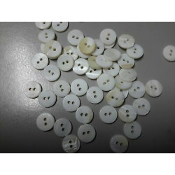 N. 10 Bottoni rotondi in plastica colore bianco 2 fori mm 9 circa