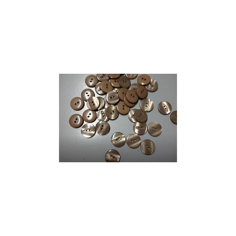 n 10 bottoni rotondi in plastica colore marroncino cm 1,40 a 2 fori