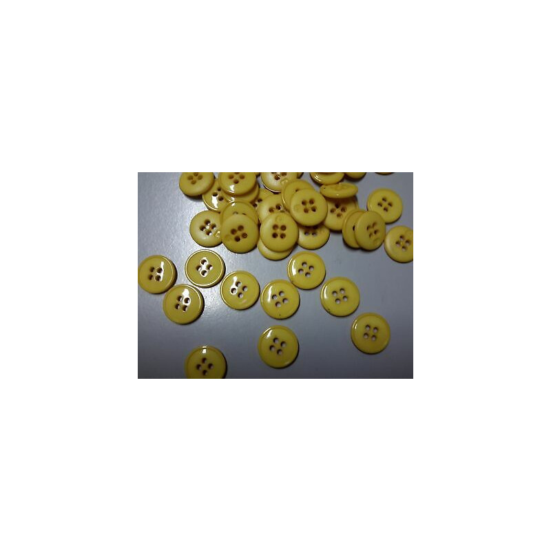 n 10 bottoni rotondi in plastica colore giallo paglia cm 1,5 a 4 fori